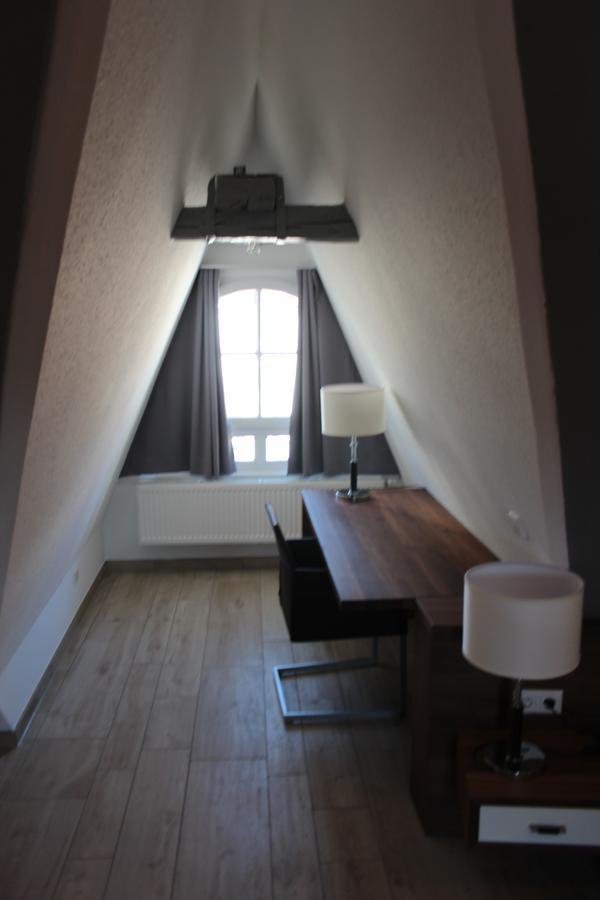 אולם Hotel Schmales Haus מראה חיצוני תמונה